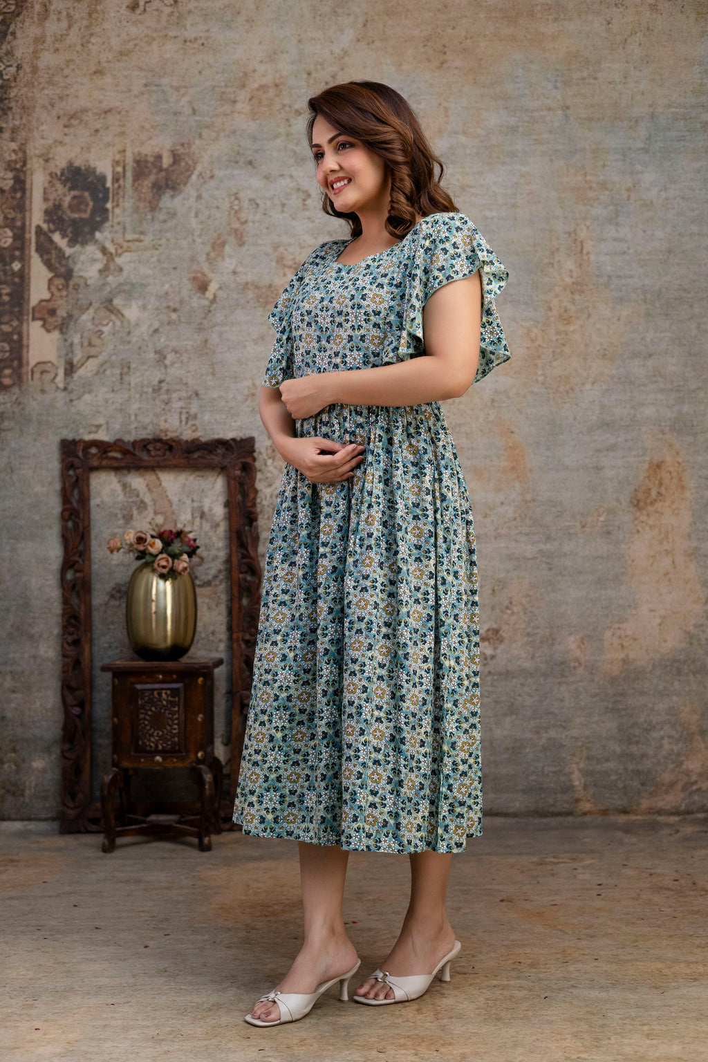 Side view of grey printed nursing dress