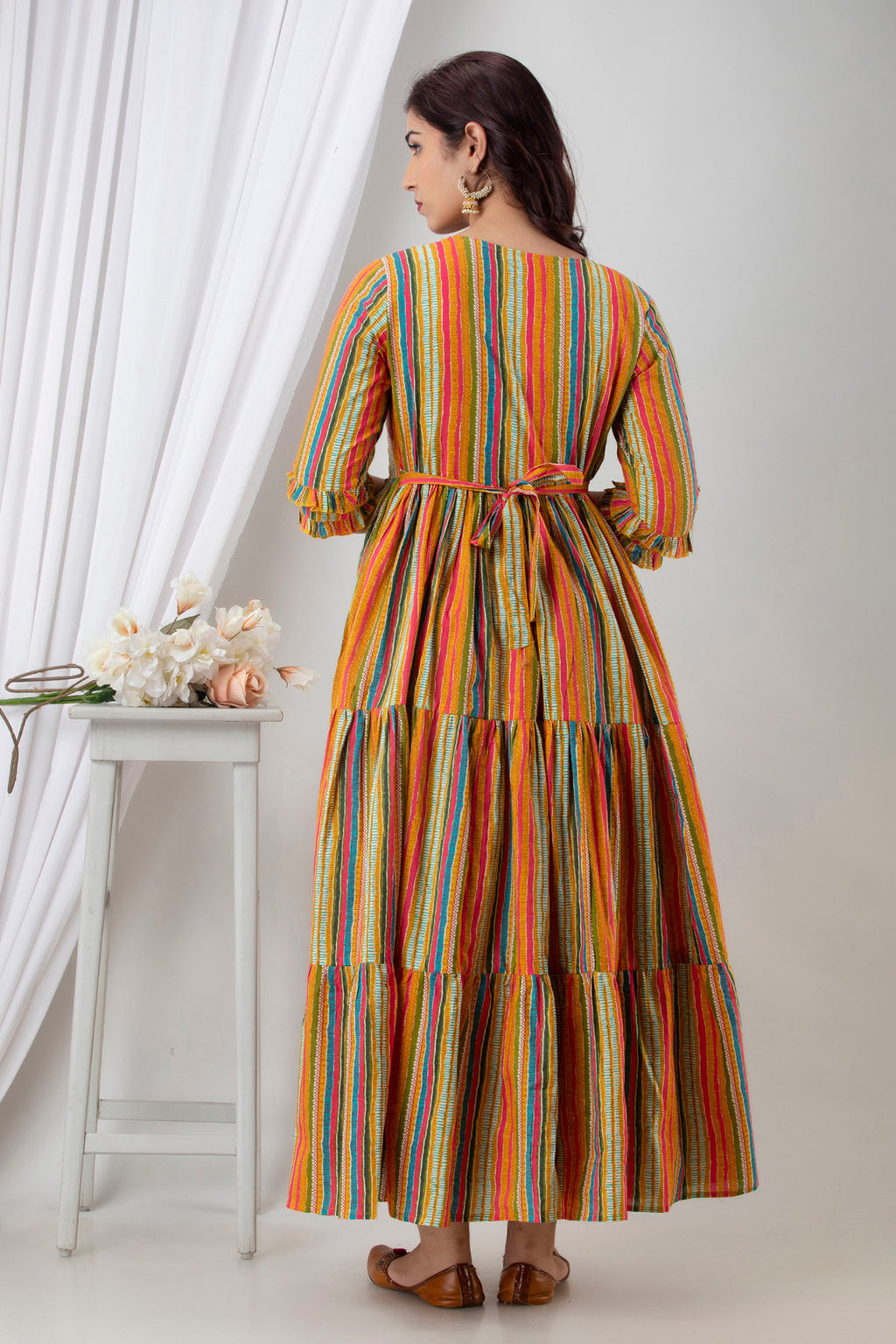 HENAL G-H362 multicolour striped maternity dress: back view with waist tie.