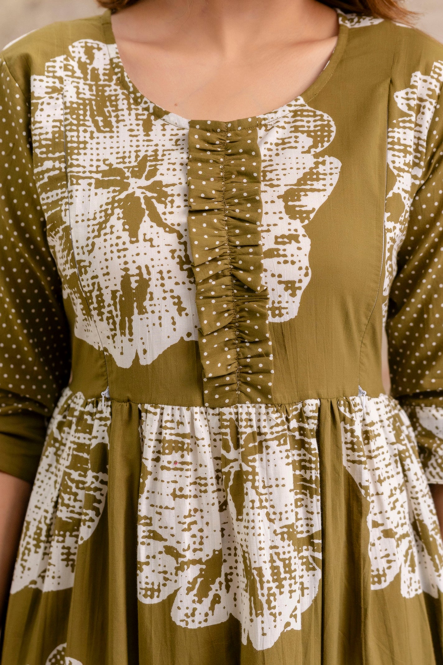 Mehndi Green Floral Pure Cotton Maternity Dress | Feeding Friendly Comfortable Pregnancy Wear - HENAL