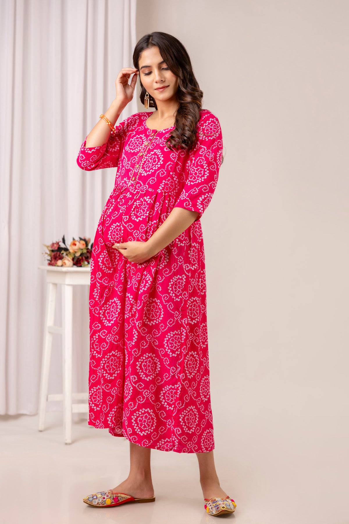 HENAL PK53 Pink maternity and nursing kurta: full-length front three-quarter maternity pose.