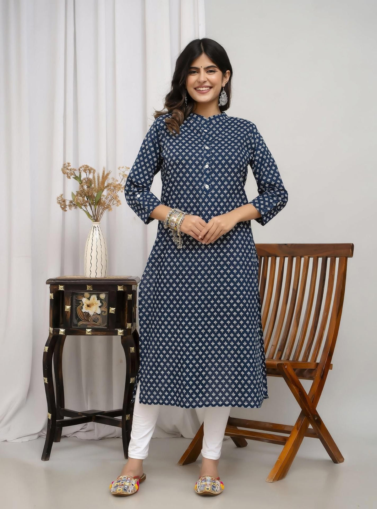 Henal Women Printed Straight Kurta (Blue)