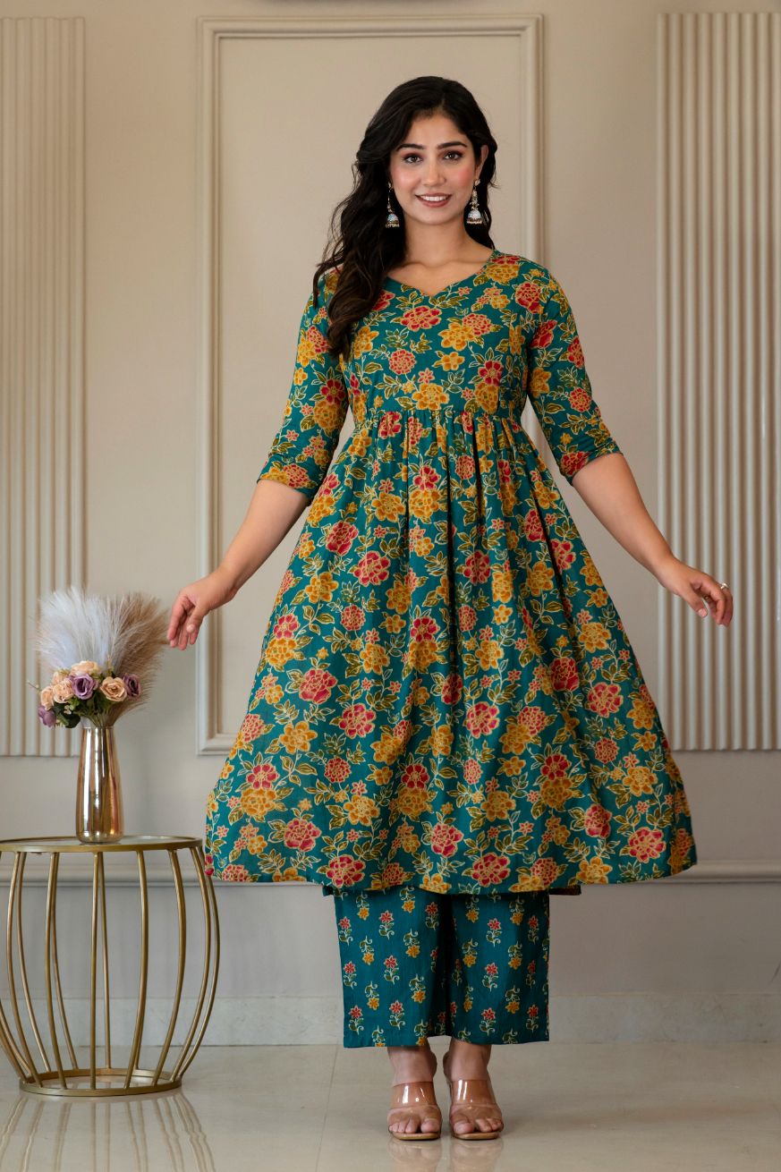 Henal Women Kurta Pant Set